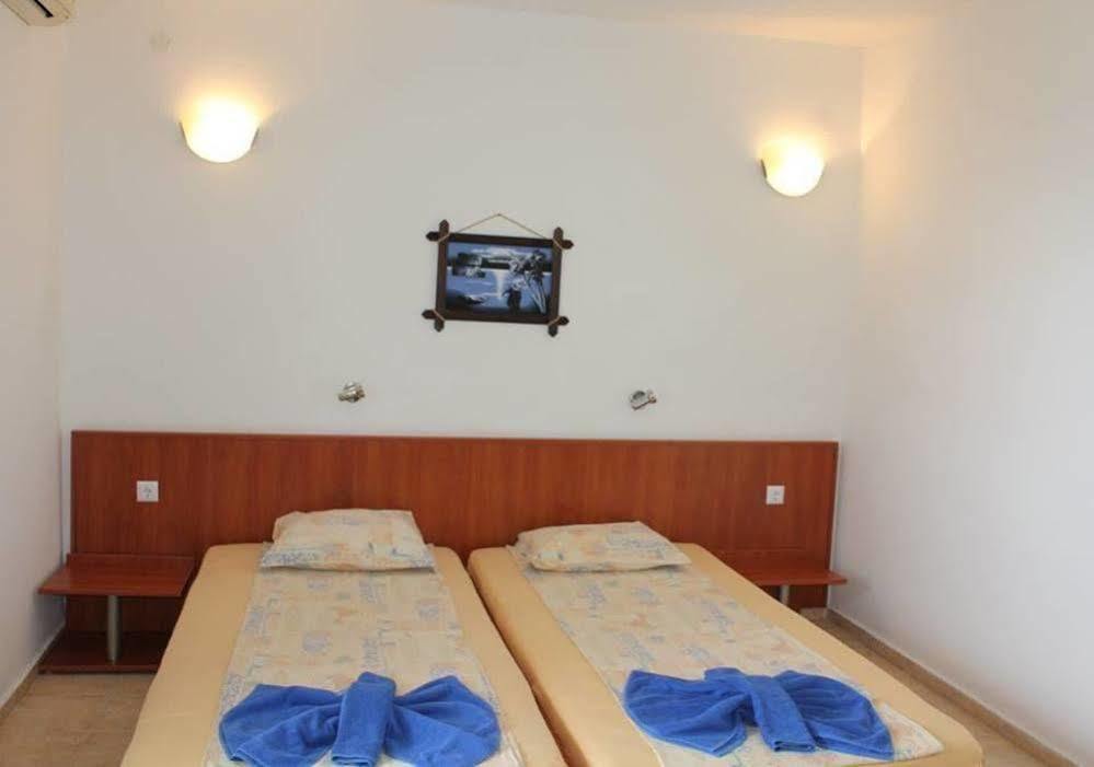 Siana Hotel Sveti Vlas Exterior photo